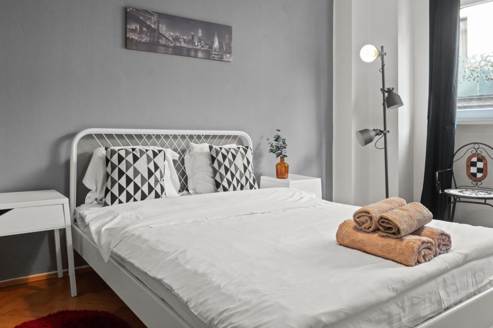 Old Town Studio 23B Apartment Bucharest Luaran gambar